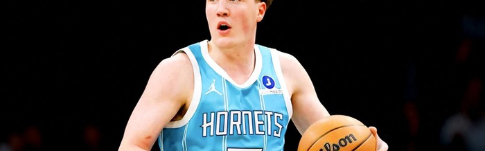 AIYOUXI-20岁新秀狂飙209记三分!他凭什么能叫板库里？|斯蒂芬·库里|新秀赛季|克努佩尔|克雷·汤普森|金州勇士队_新浪体育_新浪新闻