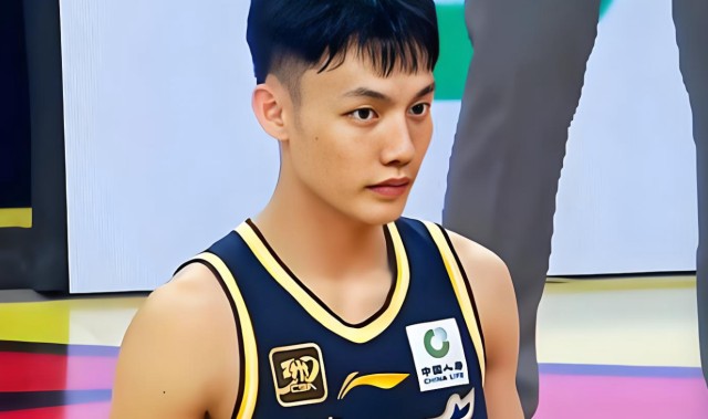 爱游戏官网-不是胡明轩，也不是徐杰！广东队输40分，有一人要负主要责任