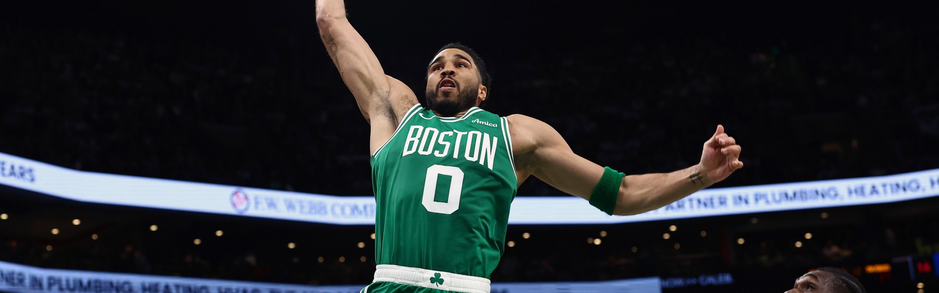 爱游戏APP-马祖拉谈塔图姆：注重细节做好简单的事 持续保持身体状态