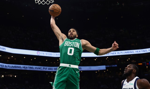 爱游戏APP-马祖拉谈塔图姆：注重细节做好简单的事 持续保持身体状态